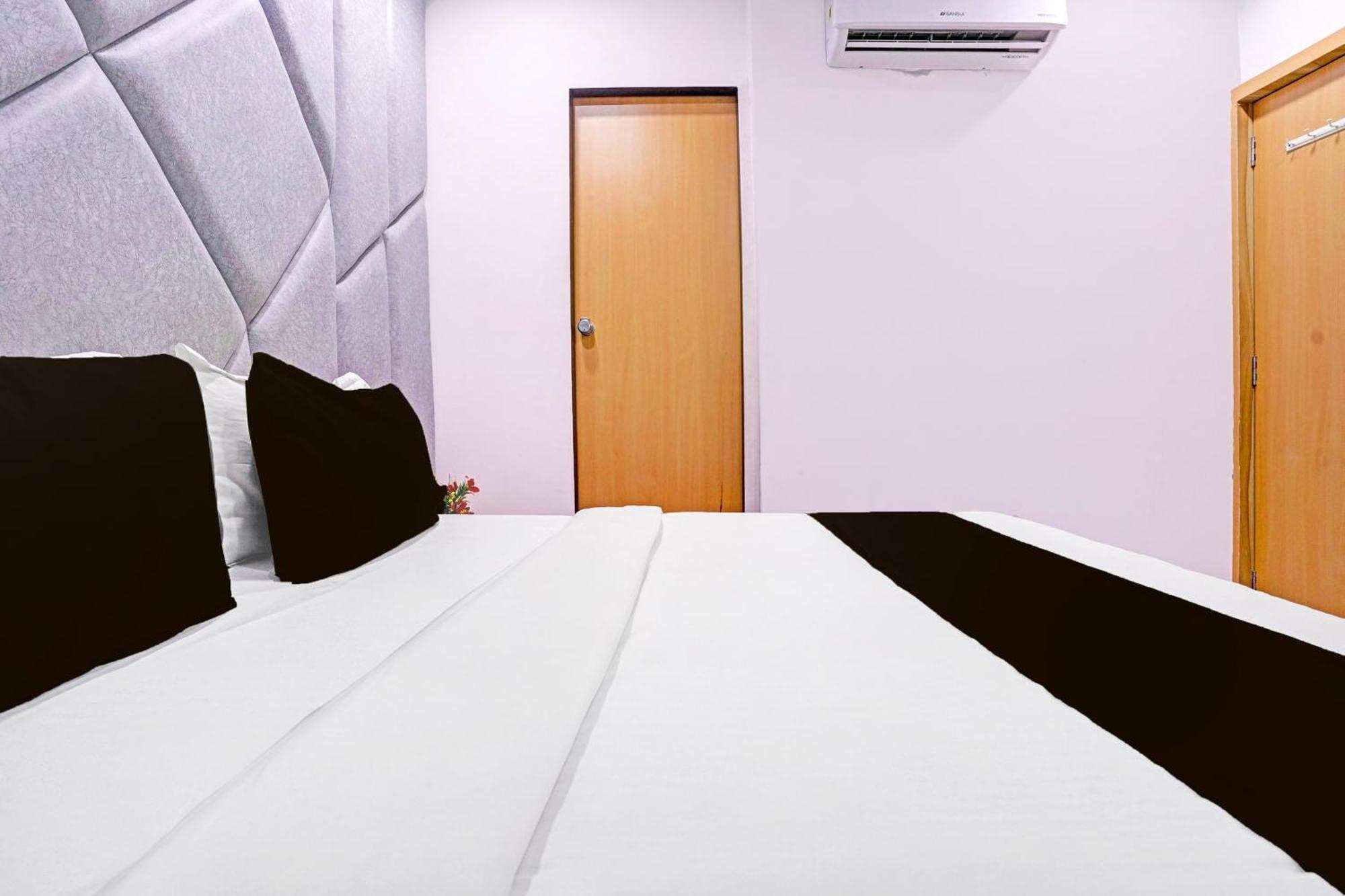 Hotel O Patang 24 阿穆达巴 外观 照片