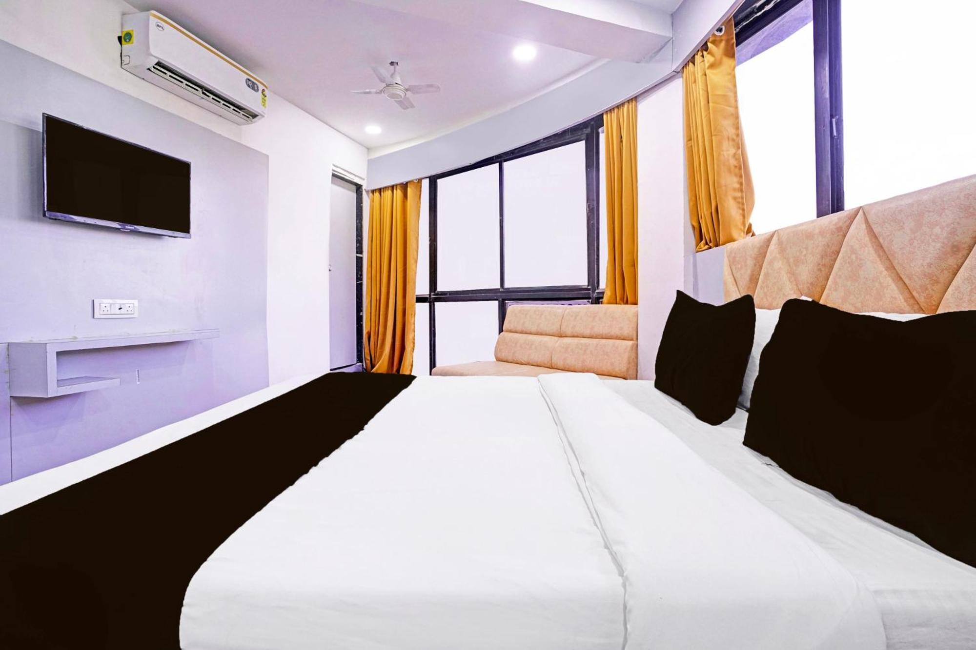 Hotel O Patang 24 阿穆达巴 外观 照片